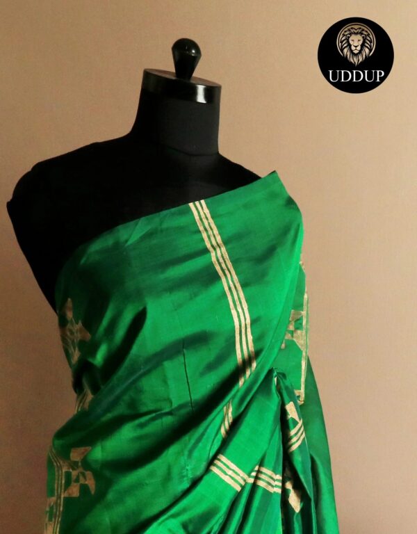 3-3-scaled_jpg Pure Handloom Parrot Green Silk Cotton Saree