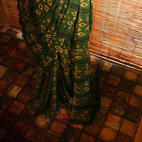 89 Bottle green colour designer Mul cotton saree