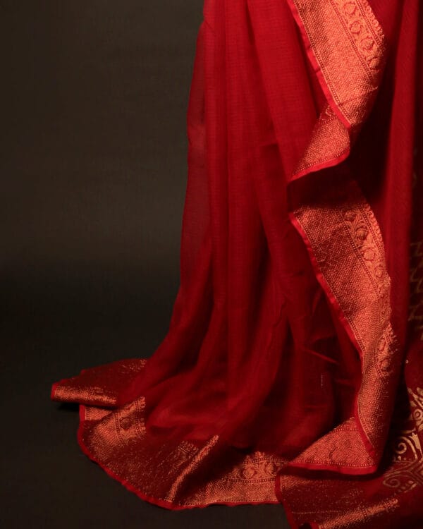Crimson_Elegance_Red_Kota_Cotton_Zari_Printed_Saree_4 Crimson Elegance Red Kota Cotton Zari Printed Saree, Bottom side close up