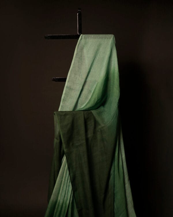 MG_6512 Emerald Enchantment Light Green and Dark Green Linen Shaded Saree