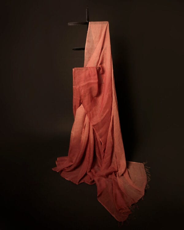 MG_6520 Barely Beige Linen Shaded Saree