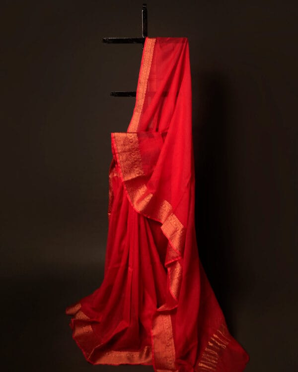 MG_6590 Crimson Elegance Red Kota Cotton Zari Plain Saree