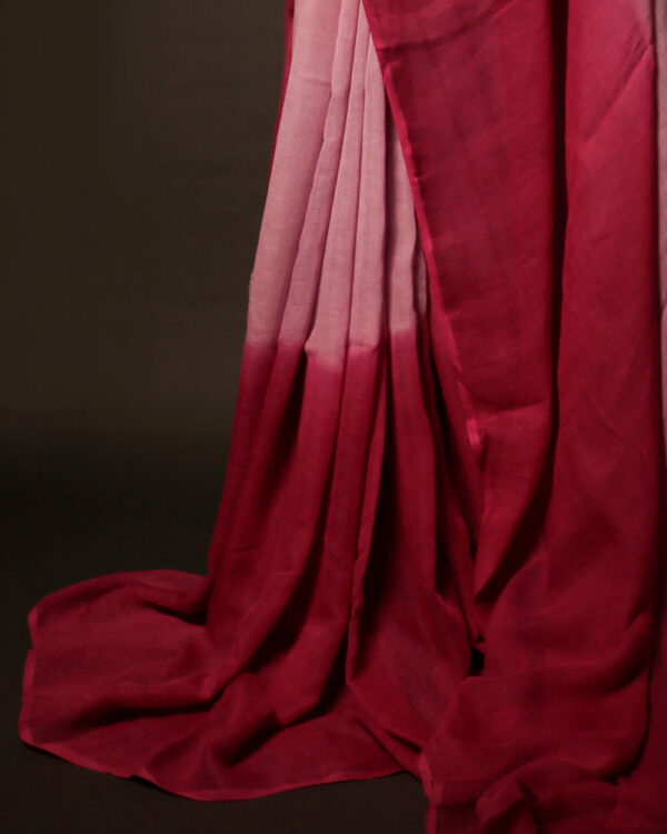 MG_6657 Rosy Romance Baby Pink and Red Linen Shaded Saree