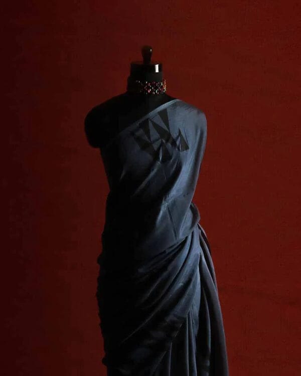 Plain_Gray_Colour_Fancy_H_S_Silk_Saree_3 Plain Gray Colour Fancy H S Silk Saree, close up