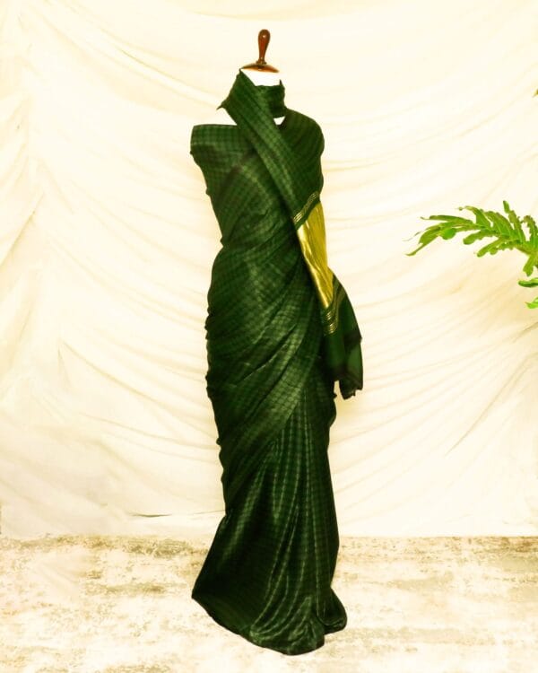 Pure-Handloom-Bottlegreen-Green-Gaji-Silk-Saree-3_jpg Pure Handloom Bottlegreen Green Gaji Silk Saree