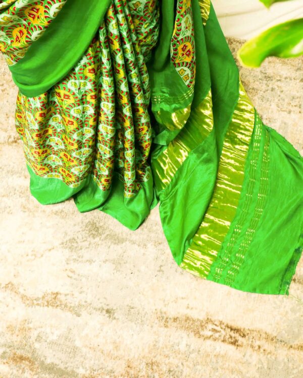 Pure-Handloom-Parakeet-Green-Gaji-Silk-Saree-3_jpg Pure Handloom Parakeet Green Gaji Silk Saree