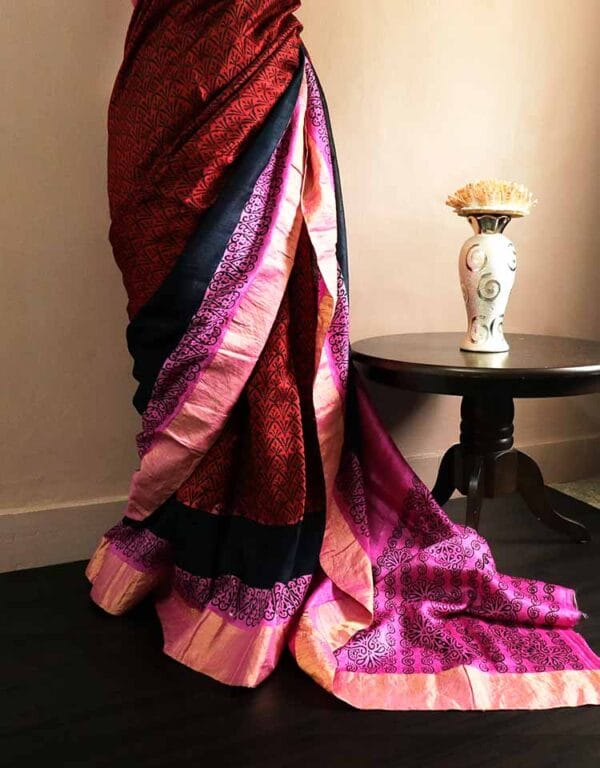 rdytjudr-1 Pure Hand Block Printed Magenta with Black Duppion Silk Sarees