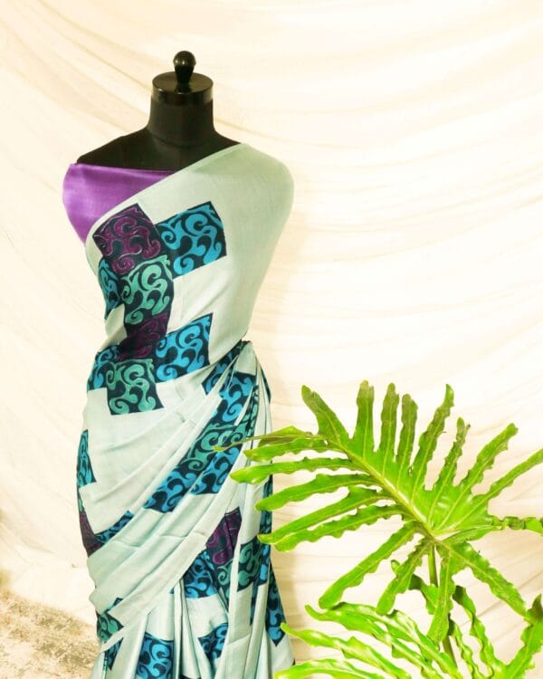 rn-image_picker_lib_temp_080cb846-b294-4db3-9ede-e32601ed0544 Pure Hand-Printed light Pista green Modal Silk Saree