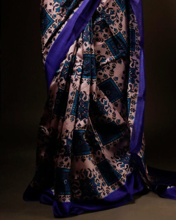 rn-image_picker_lib_temp_24cccbb9-e909-4029-8e6a-e452ce129357 Pure Hand block Printed Dark Blue Raw Silk saree