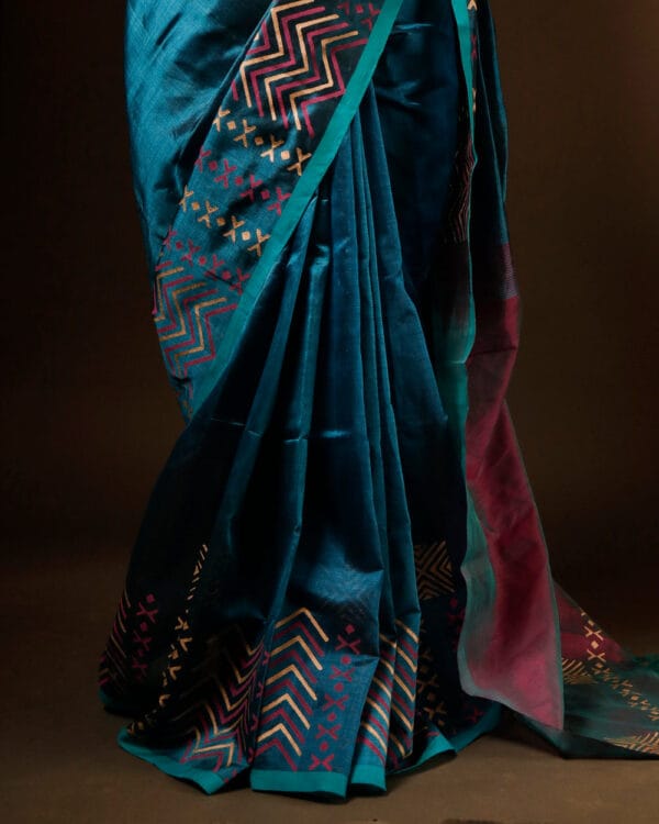 rn-image_picker_lib_temp_32d0a1bd-d743-49f4-8ebc-959b656b006e Pure Blue and pink color Silk Cotton Saree