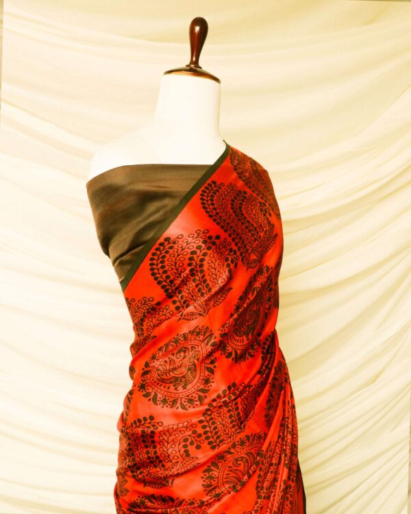rn-image_picker_lib_temp_3eeb9394-4fae-421e-9688-f5e88456f15e Pure Handloom Ferrari Red Modal Silk Saree