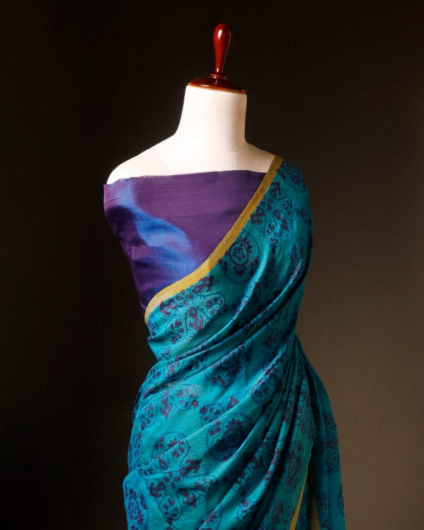 rn-image_picker_lib_temp_5074e4f5-7276-45e6-9f10-131eae5a80bc Breeze Pure Blue Soft and Light Handloom Silk Cotton Saree