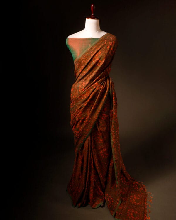 rn-image_picker_lib_temp_683716c9-a9f0-48c6-9b99-93905cbdc23d Burgundy Elegance Maroon Soft and Light Handloom Silk Cotton Saree