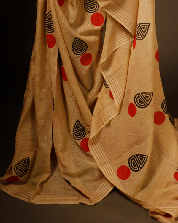 rn-image_picker_lib_temp_7f206e06-1dbd-46f0-80e9-8e1f4bf30fe0 Sandal Serenity Mul Cotton Saree