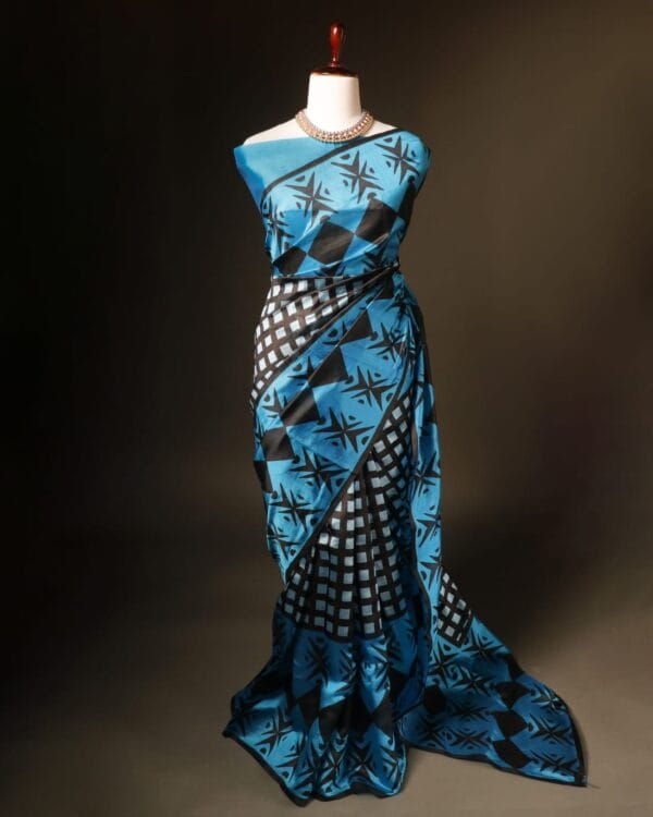 rn-image_picker_lib_temp_80fa00ec-97df-41d4-98b6-809fcff36e0d-1 Pure Hand block Printed Sky blue and black checked Raw Silk saree