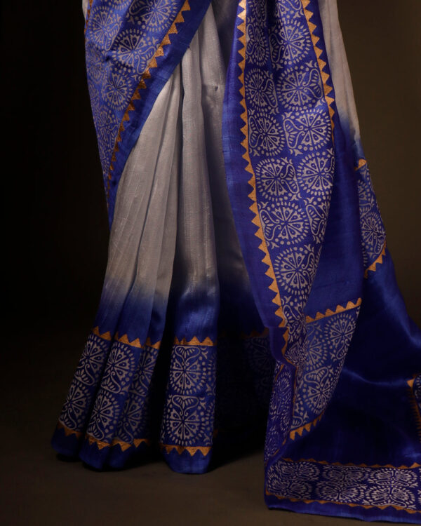 rn-image_picker_lib_temp_9f0c1fd3-217e-4811-8d57-b940e53a6dd5 Uddup Breeze White and Blue Pure Dupion Silk Saree