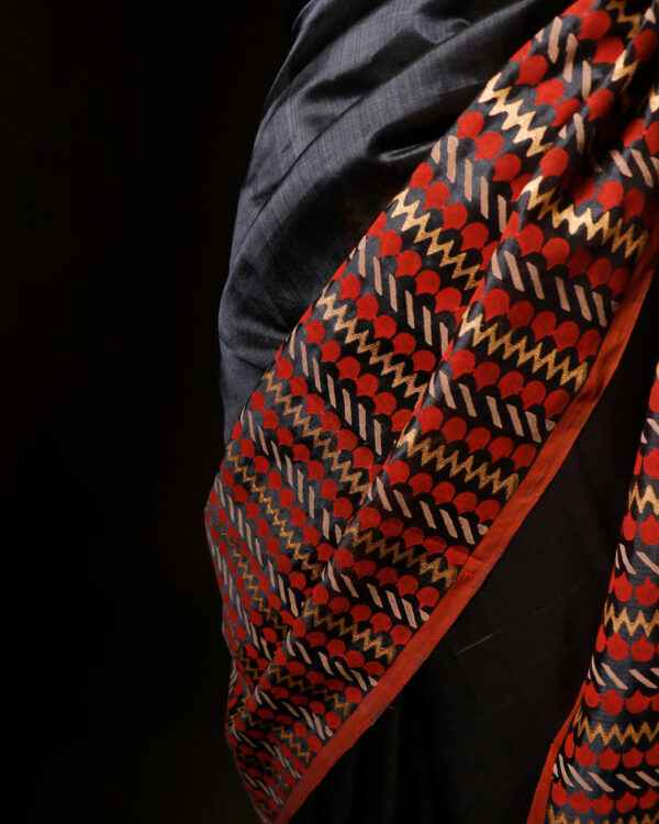rn-image_picker_lib_temp_a3859f33-adf8-4b95-8b9d-ccadd4d46a88 Scarlet Slate Grey and Red Handloom Silk Cotton Saree