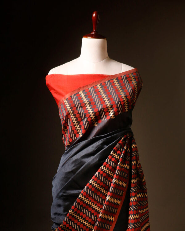 rn-image_picker_lib_temp_b36ba448-3883-48c8-a5e0-991e461eac69 Scarlet Slate Grey and Red Handloom Silk Cotton Saree
