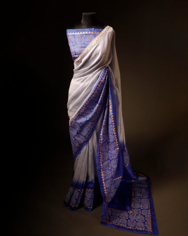 rn-image_picker_lib_temp_b55719a0-0507-4046-b12a-38108c3b4e92 Uddup Breeze White and Blue Pure Dupion Silk Saree