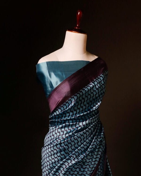rn-image_picker_lib_temp_b9636962-ea95-42e0-bd3e-b93e0f6b43c2 Pure Hand block Blue and black Raw Silk saree