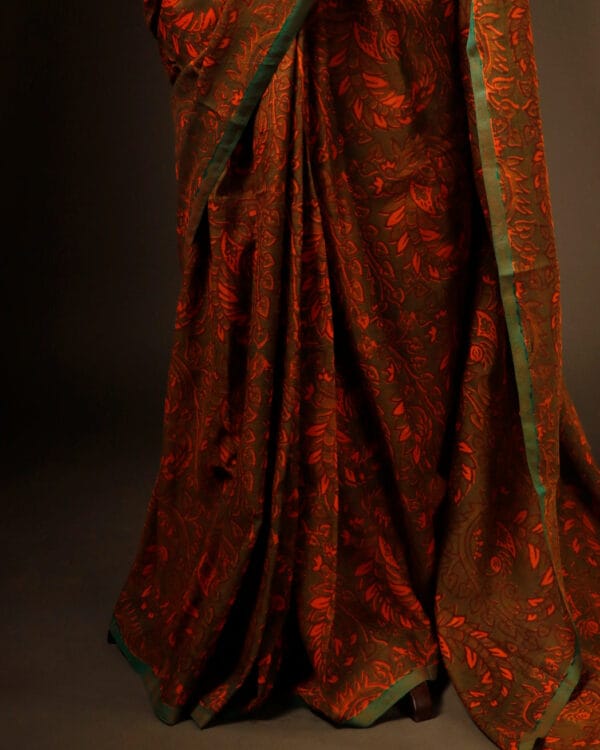 rn-image_picker_lib_temp_bf6cf674-9ddd-42b9-920f-2a38ed7ac706 Burgundy Elegance Maroon Soft and Light Handloom Silk Cotton Saree