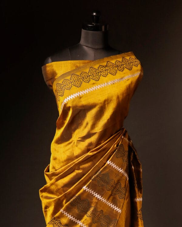 rn-image_picker_lib_temp_c4d64dd4-62a0-4dc0-bf18-d9c5c156dc77 Greenish Gold Colour Silk Cotton Saree