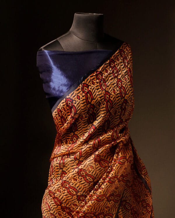 rn-image_picker_lib_temp_d690d35f-b5a1-4cb7-81cb-8b79ca0c2deb Apricot Dream Printed Pure Organza Silk Saree
