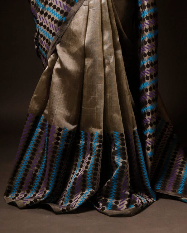 rn-image_picker_lib_temp_d6b686ff-328a-41b9-83a9-6bf37e59365e Grey Silk Cotton Saree