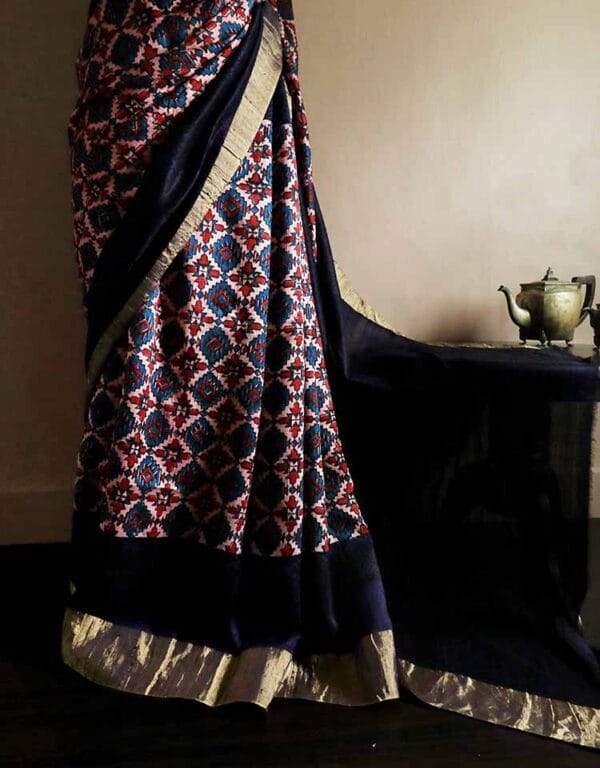 tyhjty-1 Pure Hand Block Printed Ravishing Pink Duppion Silk Saree