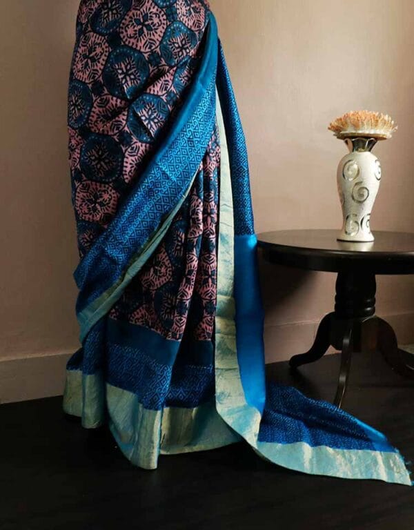 uyjuyk-4 Peacock Green Pure Dupion Silk Saree