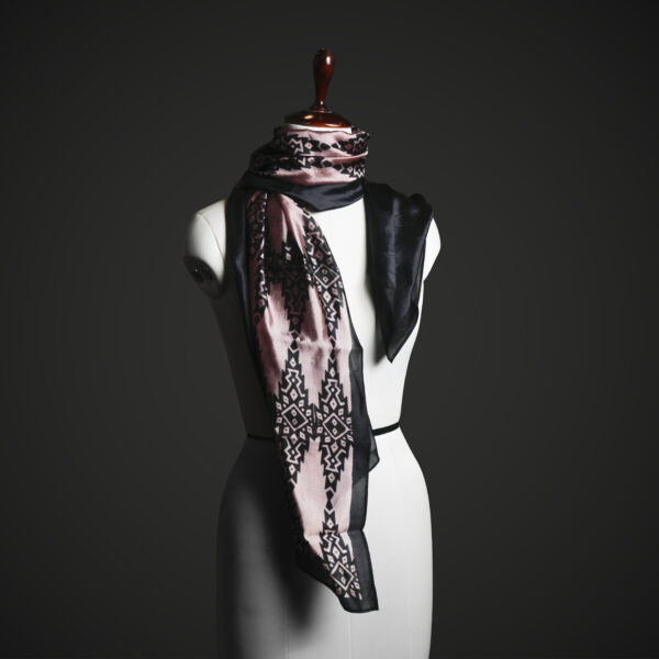 _MG_1636 Rose Gold & Black Tribal Print Silk Stole – Luxury Geometric Pattern Scarf