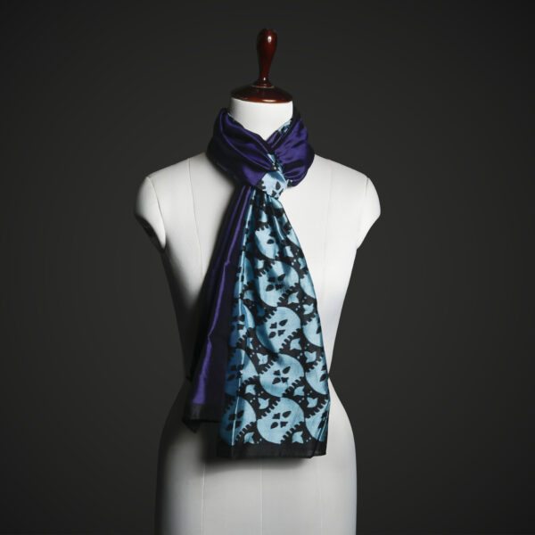 _MG_1666 Teal & Black Geometric Silk Stole – Luxury Graphic Print Designer Scarf
