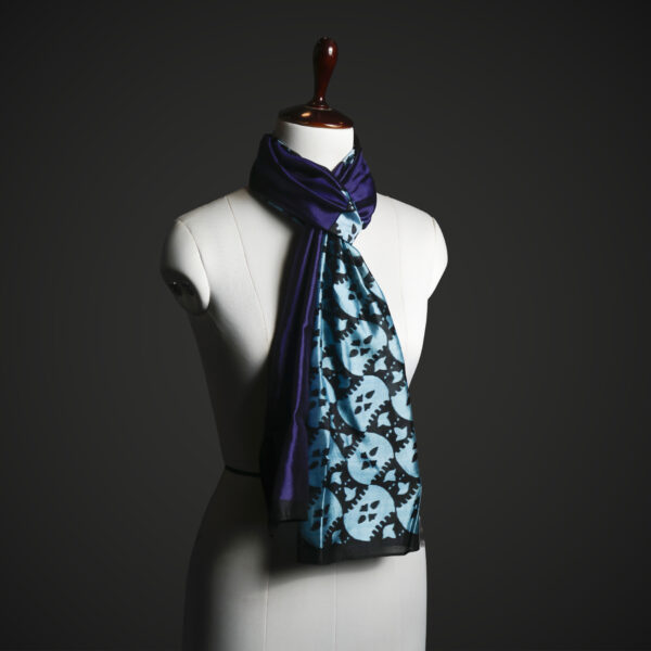 _MG_1668 Teal & Black Geometric Silk Stole – Luxury Graphic Print Designer Scarf